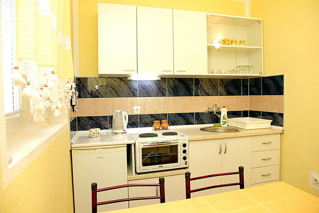 Apartmani Jovanovic Petrovac Chambre photo